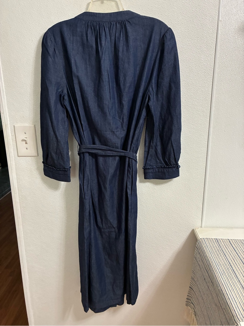 Draper James Navy Denim Button-Front Tie-Waist Shirt Dress NWT size 12 - Picture 2 of 6
